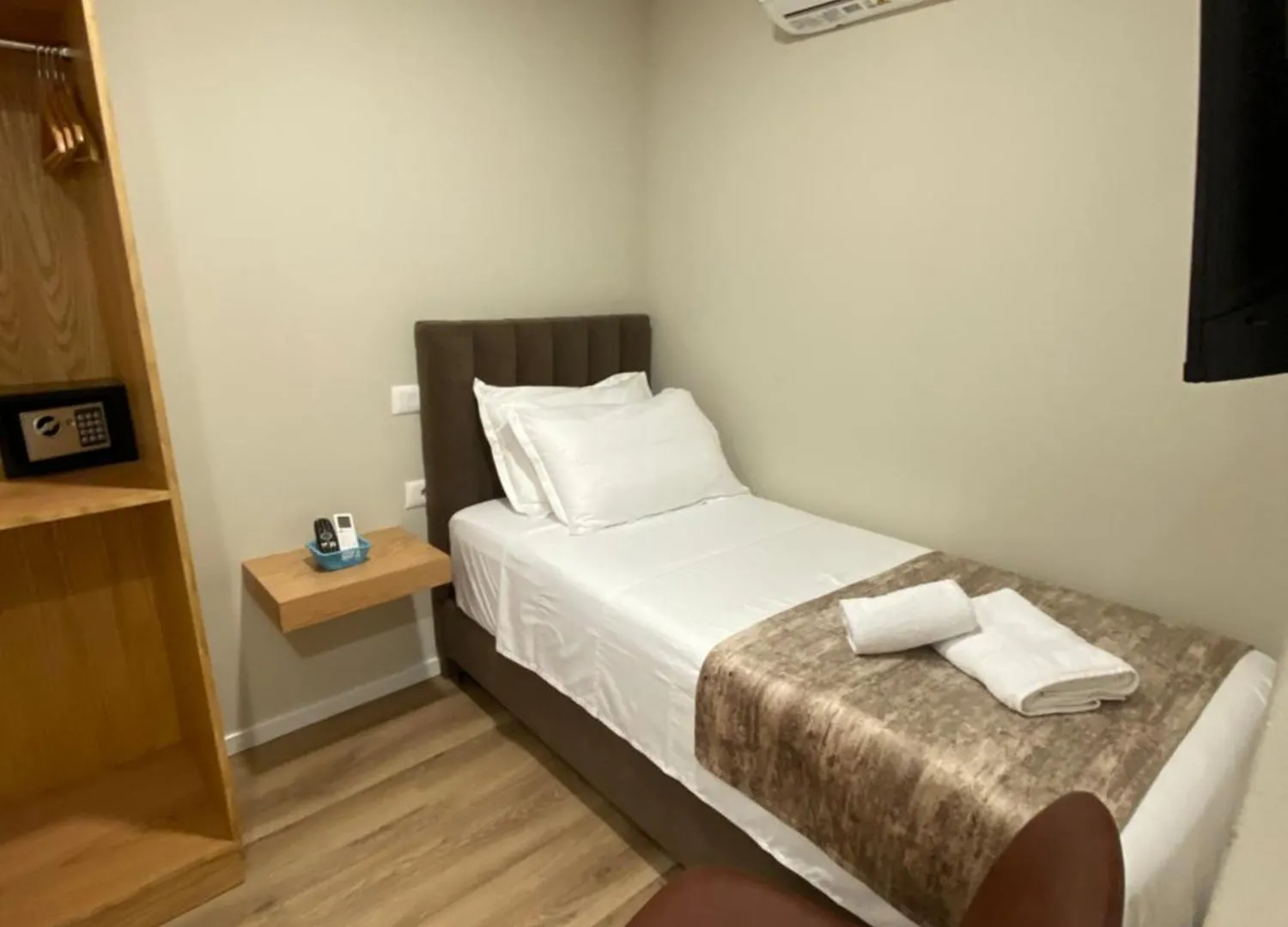 Tirana Hotel Petite Maison Hermes 3*,