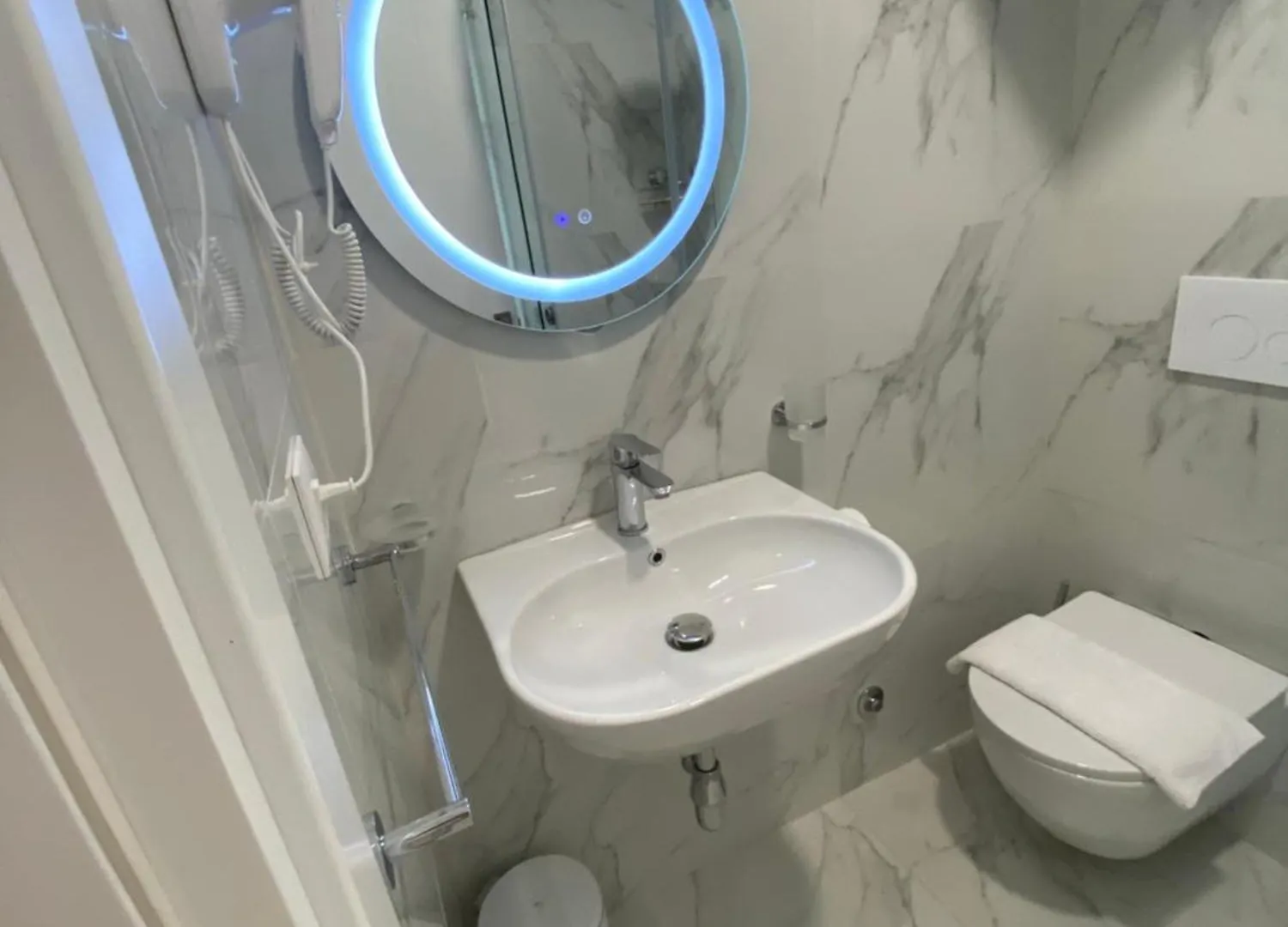 Tirana Hotel Petite Maison Hermes 3*,